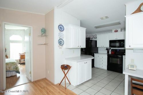 949 Wren Cir, Sebastian FL  32976-7508 exterior