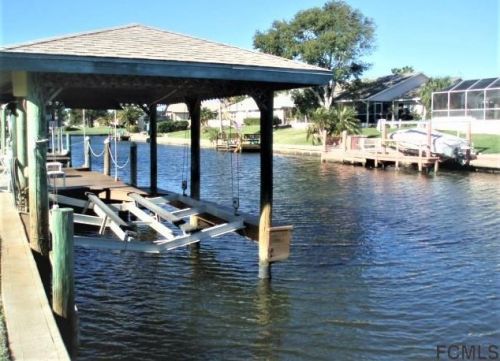 7 Cherry Ct, Palm Coast, FL 32137-8357