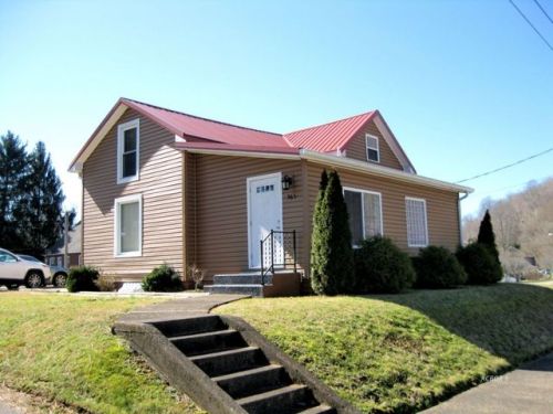 963 General Hartinger Pkwy, Middleport, OH 45760-1281