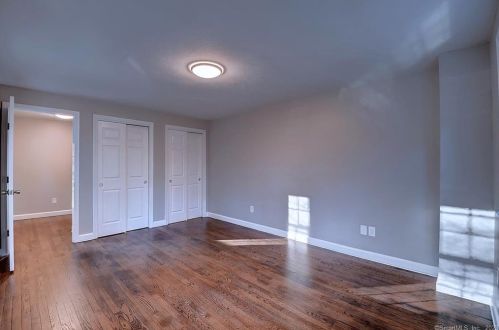 50 Bette Dr, Manchester CT  06040-6814 exterior