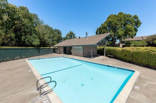 376 Harvest Ln, Santa Rosa CA  95401-9064 exterior