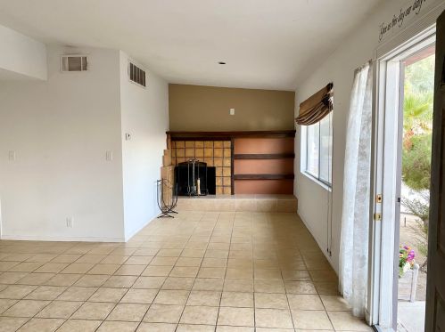 77325 Calle Monterey, La Quinta CA  92253-3413 exterior