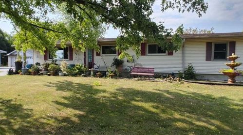22507 Durand Ave, Kansasville, WI 53139-9587