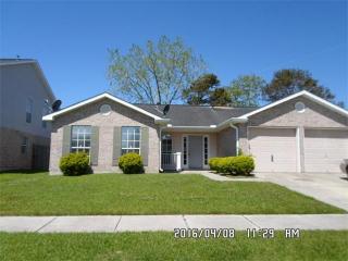 4900 Liberty Oaks Dr, Marrero, LA 70072-6671