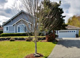 6127 Regatta Pl, Bremerton, WA 98311-8224