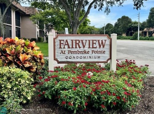 10525 11th St, Hollywood FL 33026-3903 exterior