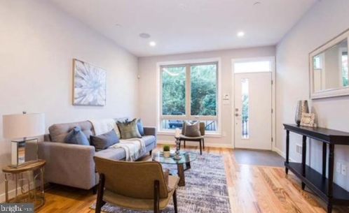 2212 Manton St, Philadelphia PA  19146-4221 exterior