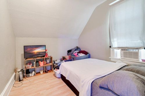 2620 Quincy St, Minneapolis MN  55418-2816 exterior