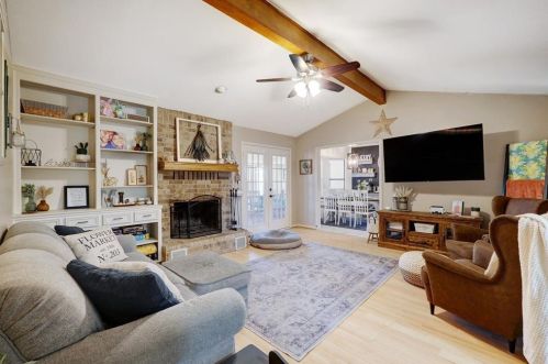 215 Pin Oak Dr, Georgetown TX  78628-8978 exterior