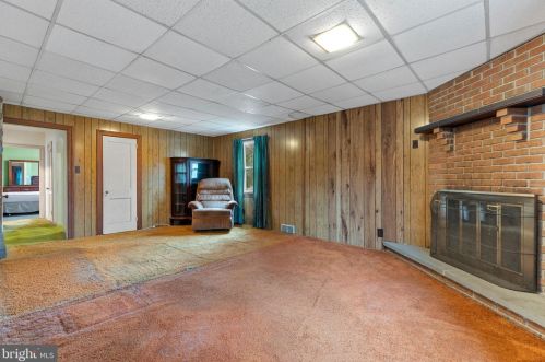 1224 Newport Pike, Wilmington DE  19804-1941 exterior