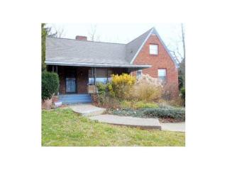 110 Buttermilk Ln, Hopwood, PA 15445-2122