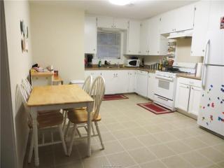 404 Olive St, Bryan TX  77801-3621 exterior