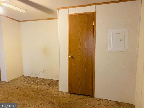 655 Lilac Dr, Smithville PA  17560-9686 exterior