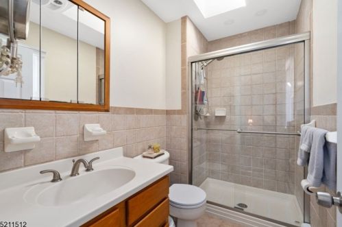 641 Shore Trl, Sparta NJ  07871-1317 exterior