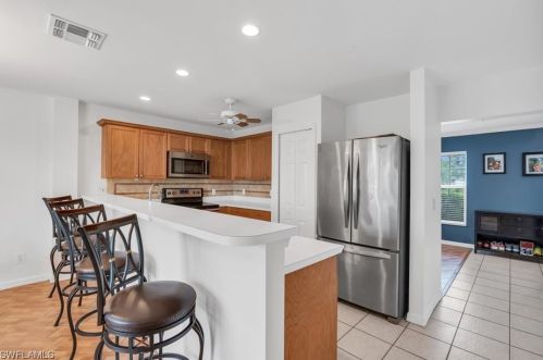 911 Apple Ave, Lehigh Acres FL 33971-6441 exterior