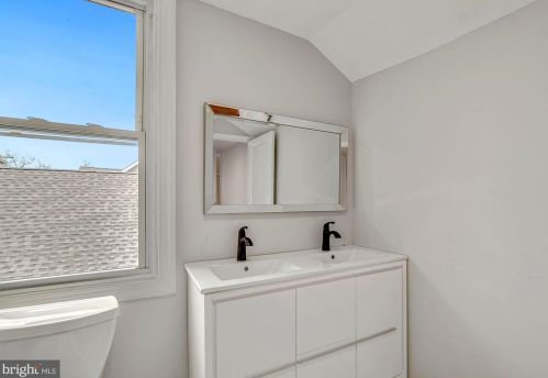 182 Reading Ave, Camden NJ  08107-1414 exterior