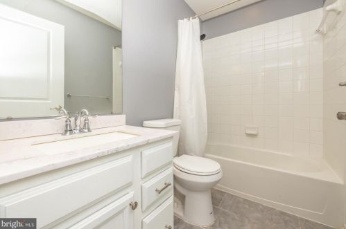 1839 Honeysuckle Ct, Downingtown PA  19335-7202 exterior