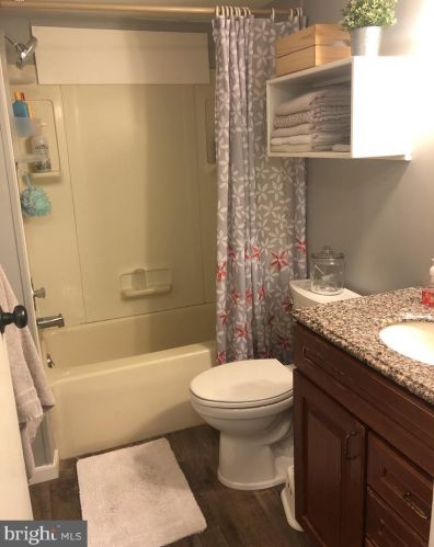 317 Holtzman Rd, Swartzville PA  17569-9769 exterior