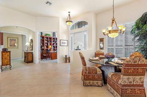 5100 Post Oak Ln, Naples FL  34105-4526 exterior