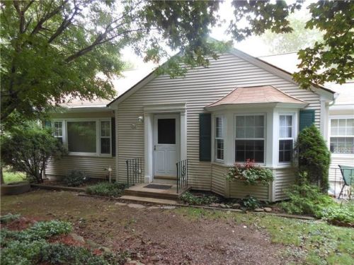 101 Winsor Ave, Providence, RI 02919-1021