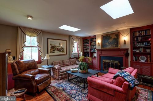233 Union St, Kennett Sq PA  19348-3330 exterior