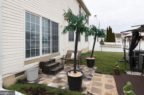 44 Blue Stone Cir, Erial NJ  08081-1340 exterior