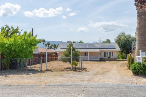32677 Mesa Dr, Lake Elsinore CA  92530-4648 exterior