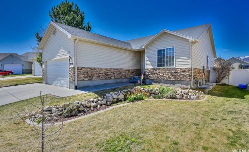 8558 Maul Oak Dr, Taylorsville, UT 84081-1847