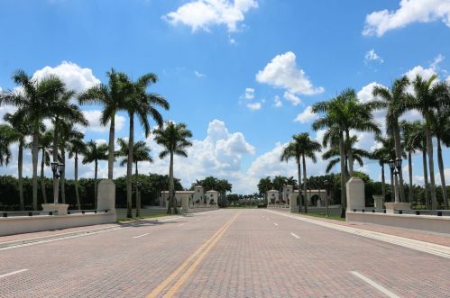 9770 Quinn Ct, West Palm Beach FL  33414-6488 exterior