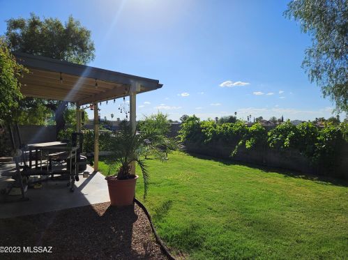 4974 Didion Dr, Tucson AZ 85742-8865 exterior