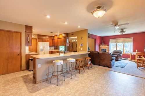 253 Poplar St, Crescent, WI 54727-9129