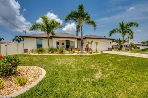 3000 22nd Pl, Cape Coral, FL 33904-4029