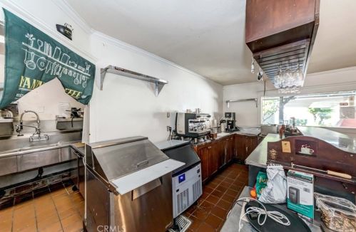 419 Commonwealth Ave, Fullerton CA 92832-2054 exterior