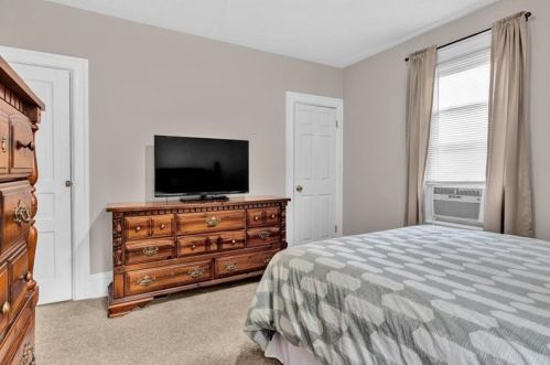 1320 4th Ave, New Brighton PA  15066-2114 exterior