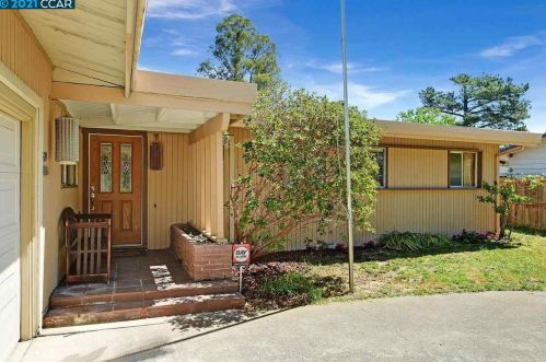 2420 Tomar Ct, Pinole, CA 94564-1528