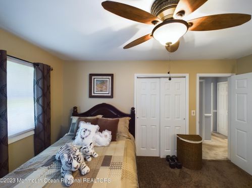 300 Albert Ave, Lakewood NJ  08701-5405 exterior