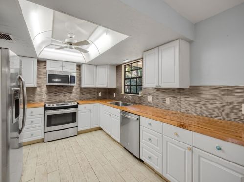 545 11 Ave, Vero Beach FL 32960-3707 exterior