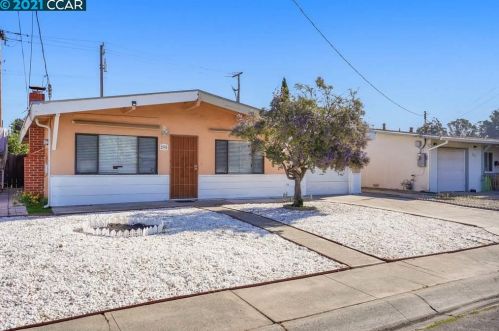 295 Calais Dr, Pinole, CA 94564-1607