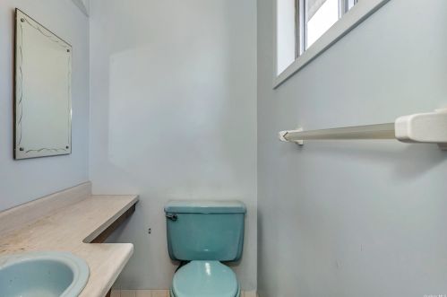 2763 Genevieve Ct, North Bellmore NY  11710-2003 exterior