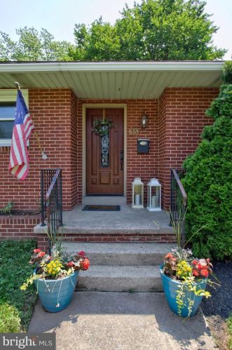 35 Ann St, Highspire PA  17034-1509 exterior