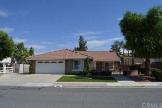 3842 Paris St, Hemet, CA 92545-6304