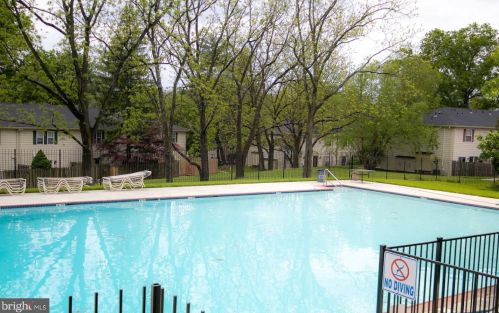 132 Oberlin Ter, Lansdale PA 19446-4943 exterior