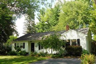 48 Herrick Ave, Bethlehem, NY 12054-1116