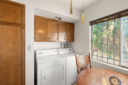 4419 South St, Lakewood CA  90712-1149 exterior