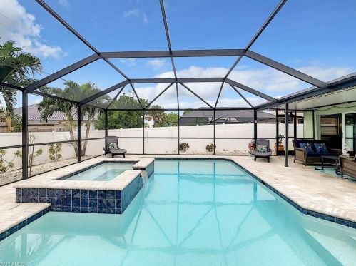 616 108th Ave, Naples, FL 34108-1865