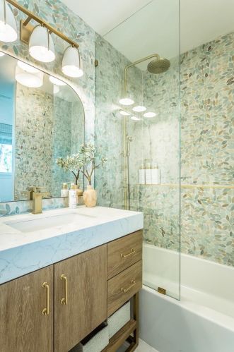 1673 Gulf Beach Dr, Saint George Island FL  32328-3107 exterior