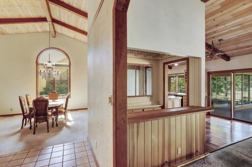 18114 Lake Forest Dr, Lake Wildwood CA  95946-9456 exterior