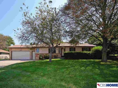 930 16th St, Blair, NE 68008-2224