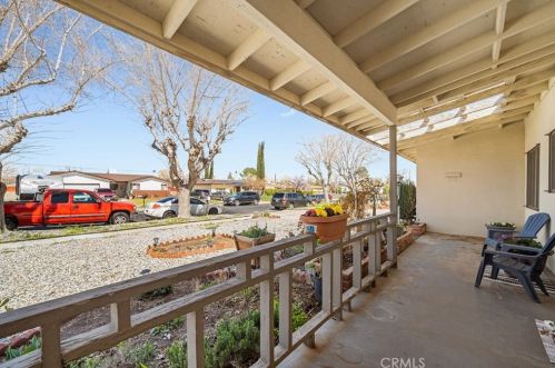 16193 Colina St, Victorville CA  92395-3610 exterior