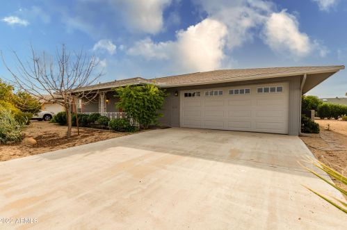 10009 Cameo Dr, Sun City, AZ 85351-2336